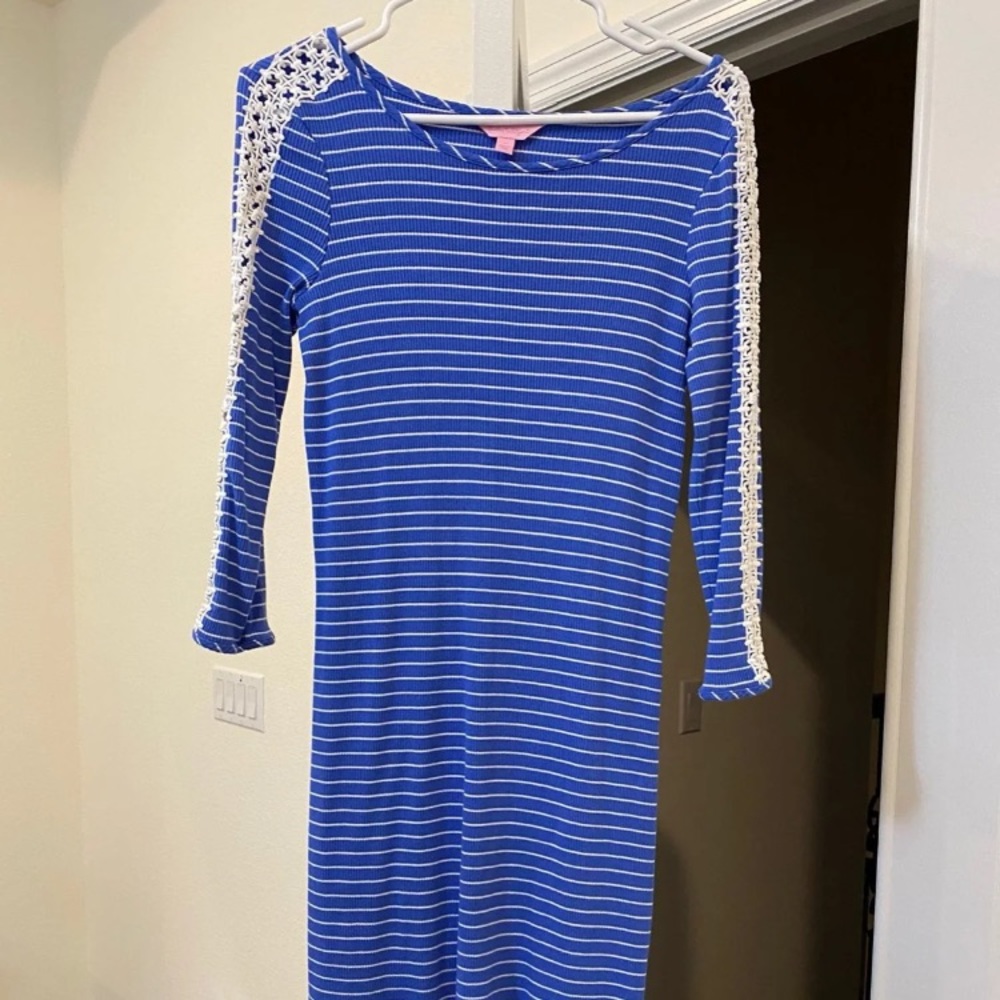 Lilly dress size medium